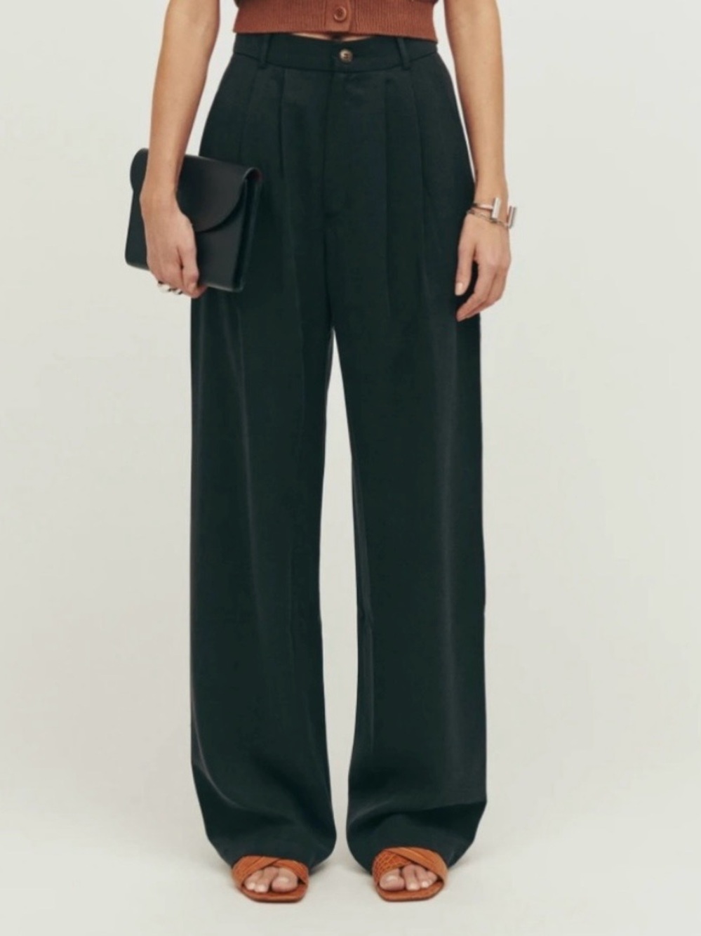Reformation Mason  pant 
Size 2